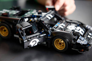 LEGO Technic 1966 Ford GT40 MK II Race Car για 18+ Ετών 793τμχ (42223)